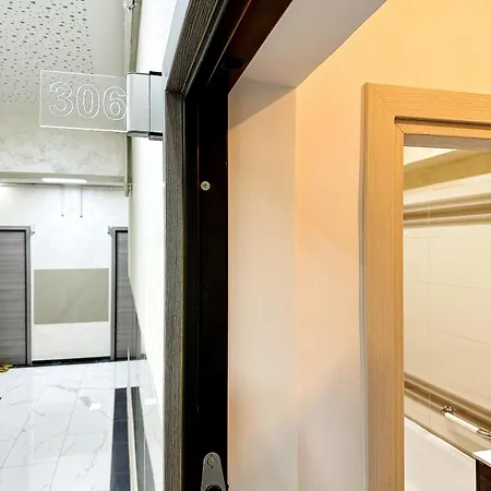 Studio Pearl - White Tower Apartament *