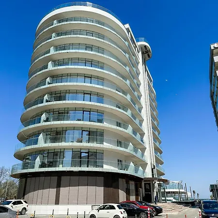 Studio Pearl - White Tower