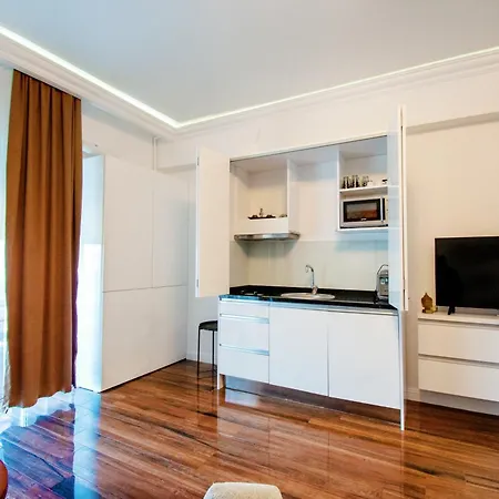 Studio Pearl - White Tower Apartment *